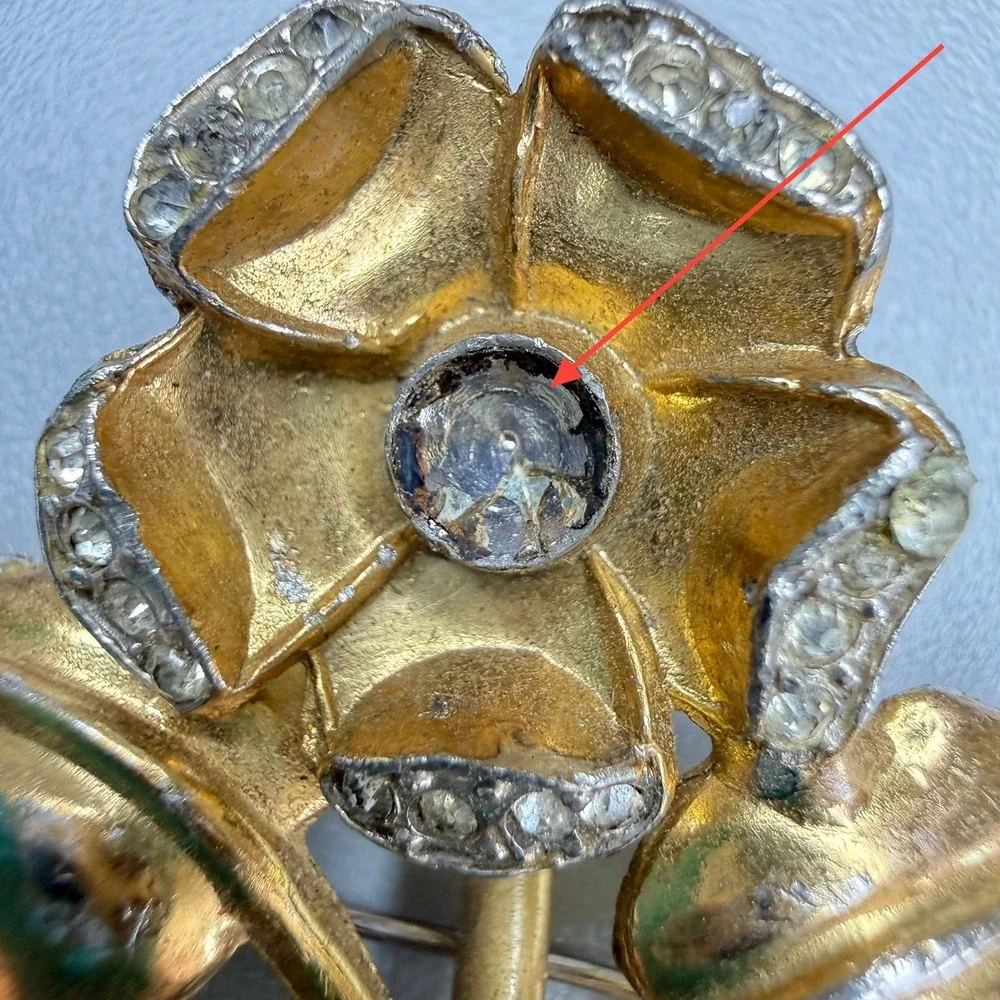 Vintage Gold Tone Pot Metal Rhinestone Flower Brooch c. 1930s 2